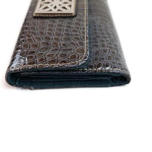 Women's Wallet - Picture 7 of 7